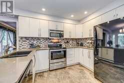 566 BLENHEIM CRESCENT Oakville 