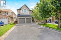 33 CHAPLIN CRESCENT Halton Hills 