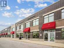 117&118 - 450 BRONTE STREET S Milton