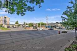 403 - 10376 YONGE STREET Richmond Hill 