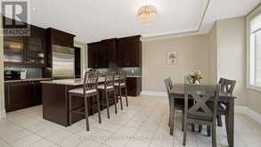 8 COACH HOUSE COURT Brampton 