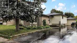 62 SUTHERLAND AVENUE Brampton 