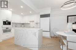 801 - 10 BELLAIR STREET Toronto 