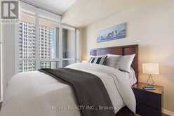 2412 - 215 FORT YORK BOULEVARD Toronto