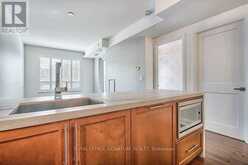 403 - 21 CLAIRTRELL ROAD Toronto 