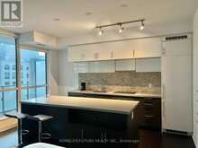 402 - 8 MERCER STREET Toronto 