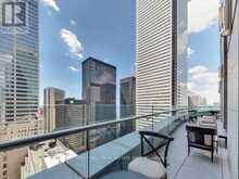 3904 - 311 BAY STREET Toronto 