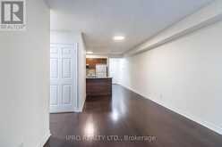 2401 - 761 BAY STREET Toronto 