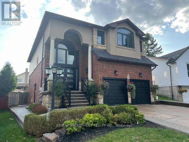 LOWER - 130 NAPOLI DRIVE Hamilton  Ontario