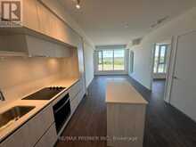 926 - 2 DAVID EYER ROAD Richmond Hill