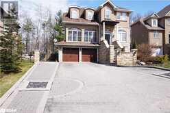 33 CUMMING DRIVE Barrie