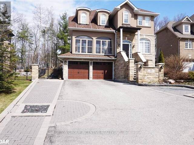 33 CUMMING DRIVE Barrie Ontario