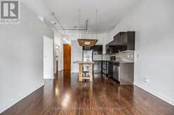 302 - 2 FIELDWAY ROAD Toronto 