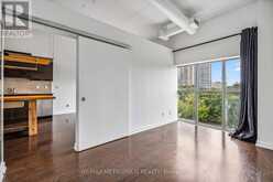 302 - 2 FIELDWAY ROAD Toronto