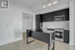 1104 - 270 DUFFERIN STREET Toronto 