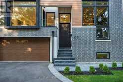 23 CHARTWELL ROAD Toronto 