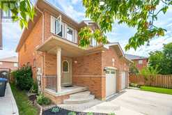 7 BLAIRWOOD COURT Brampton 