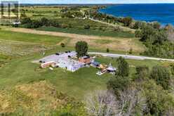 4309 COUNTY RD 8 Prince Edward County