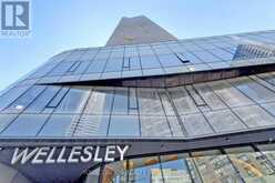 611 - 11 WELLESLEY STREET W Toronto