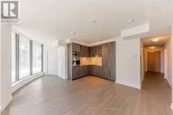 611 - 11 WELLESLEY STREET W Toronto 