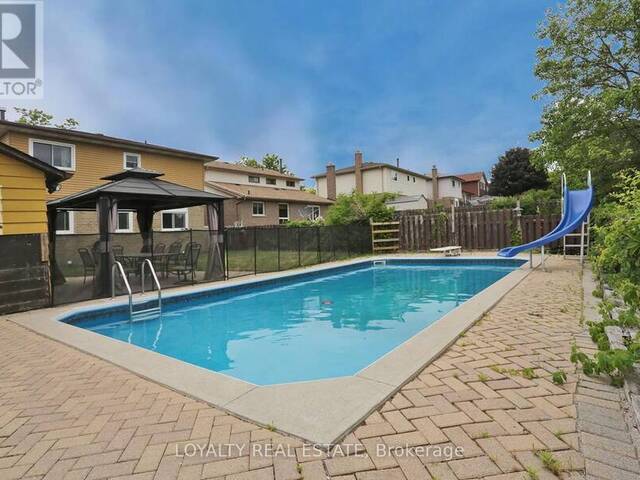 21 HAWKSTONE CRESCENT Whitby  Ontario