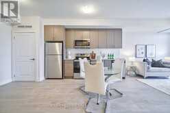 813 - 3200 WILLIAM COLTSON AVENUE Oakville