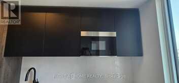 2102 - 108 PETER STREET Toronto 