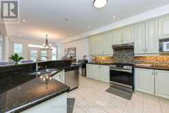 2522 LYNDHURST DRIVE Oakville 