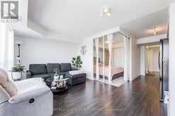 517 - 30 MEADOWGLEN PLACE Toronto 