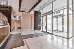 521 - 591 SHEPPARD AVENUE E Toronto 