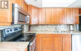 1009 - 10 MARKBROOK LANE Toronto