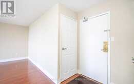 1009 - 10 MARKBROOK LANE Toronto