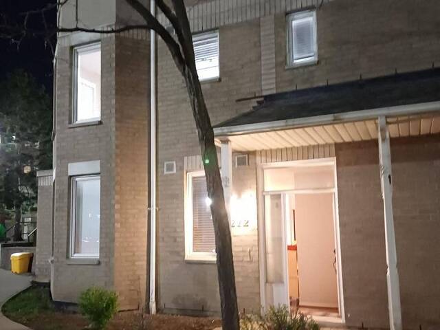 212 - 29 ROSEBANK DRIVE Toronto  Ontario