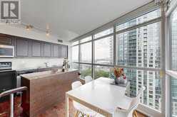 1710 - 215 FORT YORK BOULEVARD Toronto 