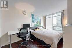 1710 - 215 FORT YORK BOULEVARD Toronto 