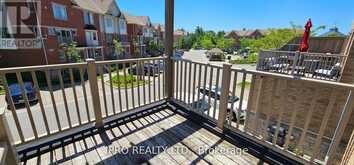 8 - 3070 THOMAS STREET Mississauga 