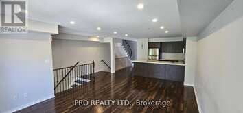 8 - 3070 THOMAS STREET Mississauga 