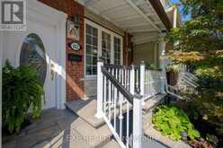 102 MANNING AVENUE Toronto