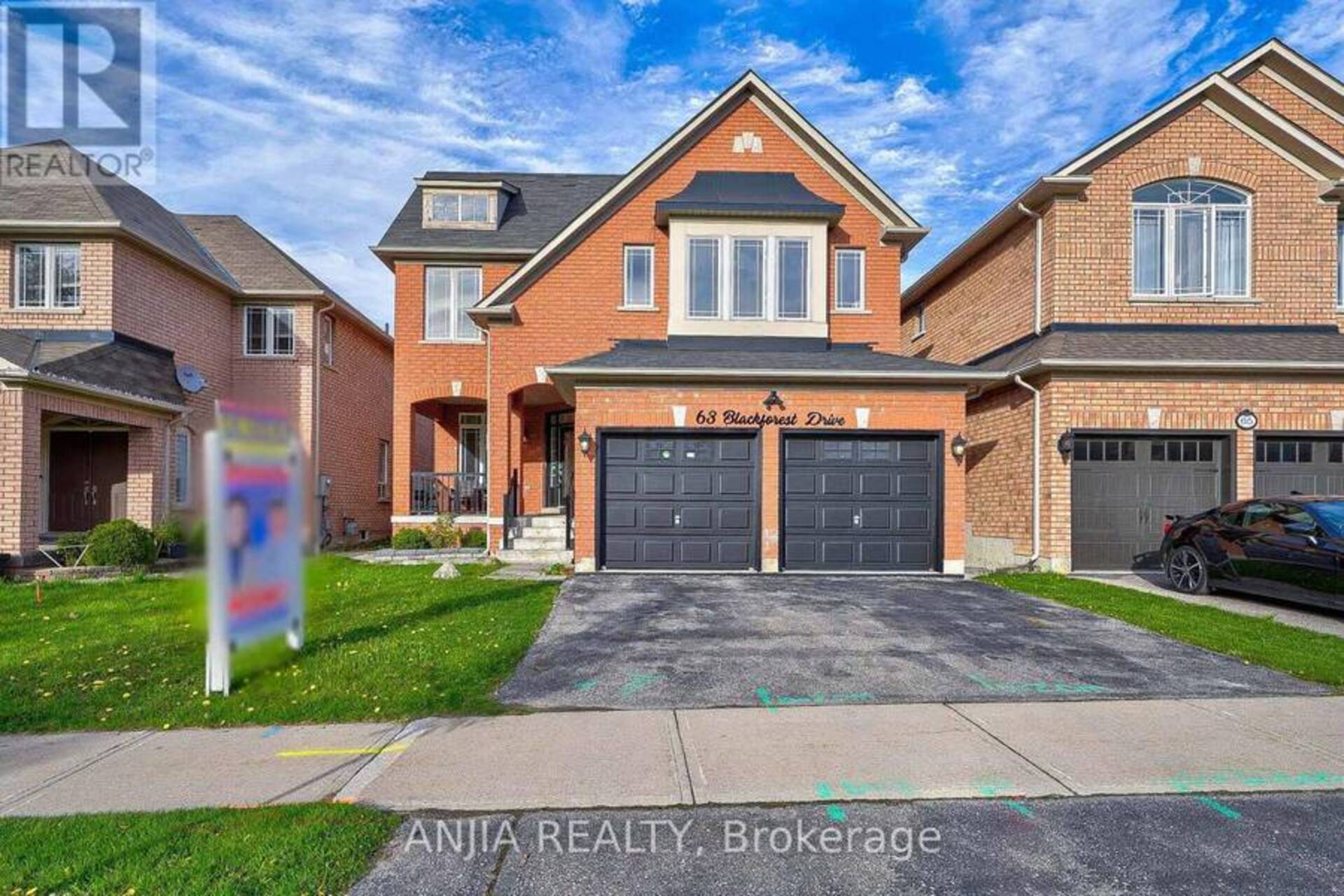 63 BLACKFOREST DRIVE Richmond Hill 