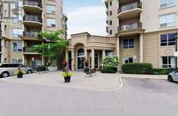 106 - 8 MAISON PARC COURT Vaughan 