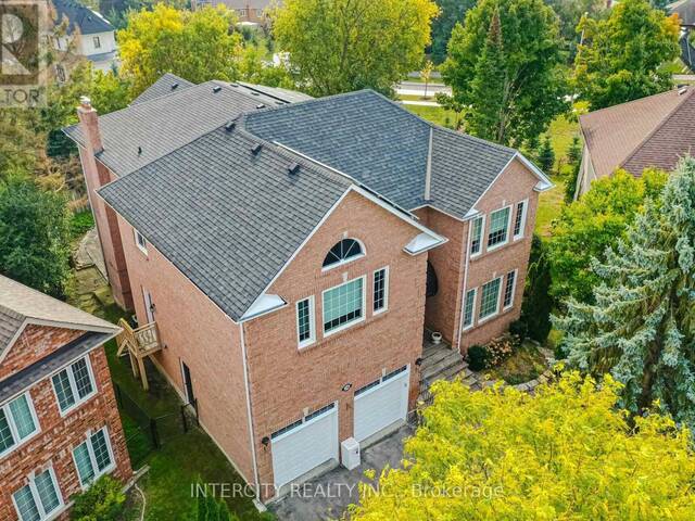 38 CORNER RIDGE ROAD Aurora  Ontario