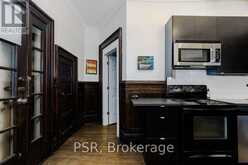 200 - 678 HURON STREET Toronto 