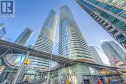 808 - 12 YORK STREET Toronto