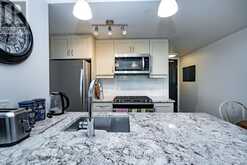 305 - 1400 KINGSTON Toronto