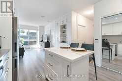 813 - 100 EAGLE ROCK WAY Vaughan 