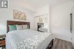 813 - 100 EAGLE ROCK WAY Vaughan 