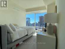 4202 - 180 UNIVERSITY AVENUE Toronto