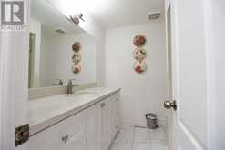 27 GLENSTROKE DRIVE S Toronto