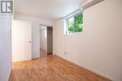 27 GLENSTROKE DRIVE S Toronto