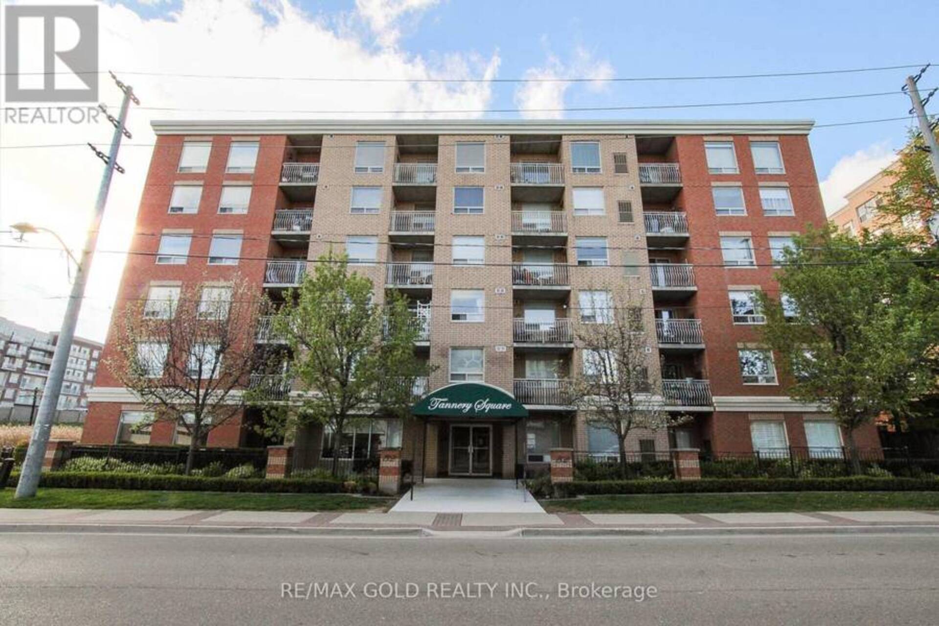 401 - 32 TANNERY STREET Mississauga